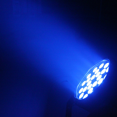 24x3W RGB 3 1 Dış Mekan LED Par Can Sahne Işıkları Düğün Parti Konseri İçin DMX Kontrolü
