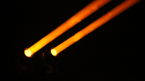 6500K Işın Spot Hareketli Işık 150w Beyaz Renkli LED Sahne İçin Hareketli Kafa Işığı
